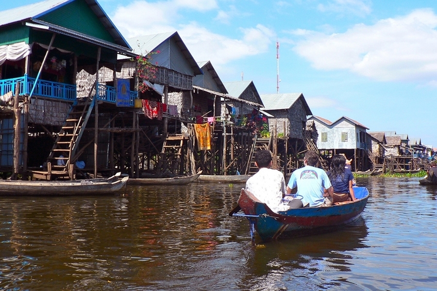 Tonle Sap Boat Trip - Phnom Penh