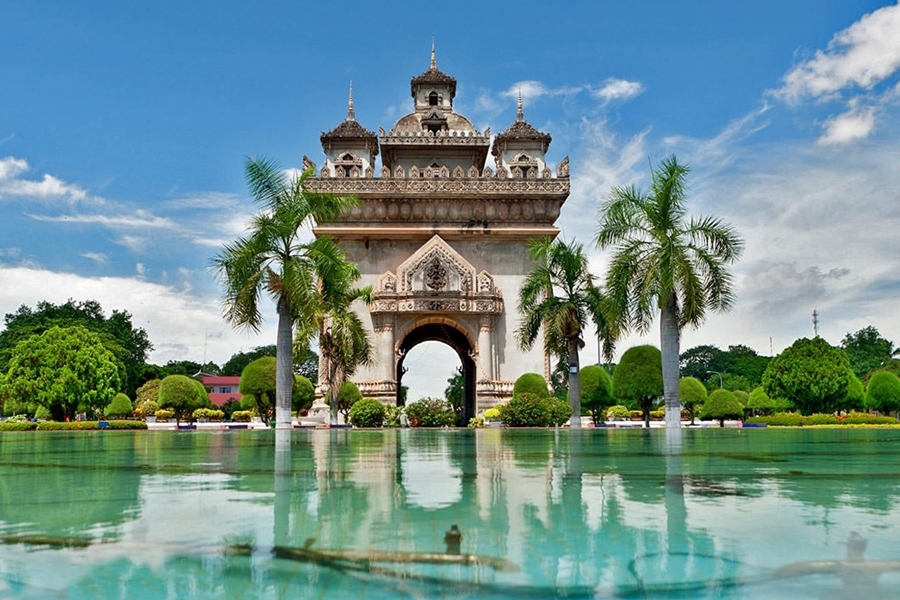 Patuxai- Vientiane